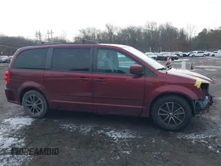 2017 Dodge Grand Caravan GT with VIN 2C4RDGEG4HR847566, listed as a IAAI auction lot 41490746 with 143,558 mi miles and . Bid and sale history available at DreamBid. Image 14.