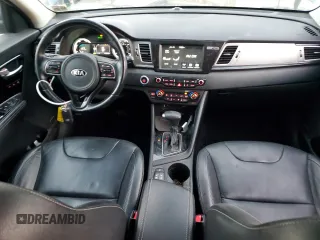 2019 Kia Niro Touring with VIN KNDCE3LC7K5321433, listed as a Copart auction lot 88004415 with 104,435 mi miles and Salvage Title. Bid and sale history available at carsss.com. Image 8.