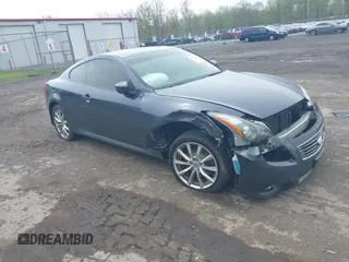 2011 Infiniti G37 x with VIN JN1CV6EL9BM264241, listed as a IAAI auction lot 42183249 with 133,012 mi miles. Bid and sale history available at carsss.com. Image 1.