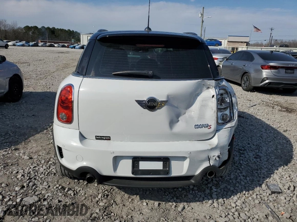 2012 MINI Countryman S with VIN WMWZC3C52CWP20082, listed as a Copart auction lot 47286305 with 60,968 mi miles and Salvage Title. Bid and sale history available at DreamBid. Image 6.