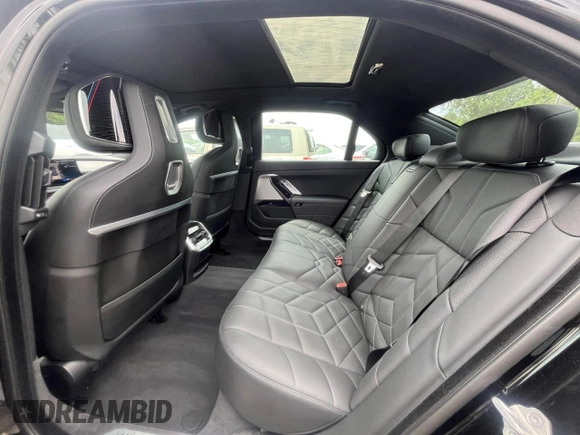 2024 BMW 7 Series with VIN WBA43EH01RCP42359, listed as a Copart auction lot 63657275 with 11,294 mi miles and Clean title. Bid and sale history available at DreamBid. Image 7.
