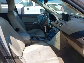 2010 Volvo XC90 I6 with VIN YV4982CY6A1532939, listed as a IAAI auction lot 41754456 with 1 mi miles. Bid and sale history available at carsss.com. Image 5.