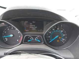 2013 Ford Escape SE z VIN 1FMCU9G99DUC90792, wystawiony jako IAAI lot #42501513 z przebiegiem 207 590 mil mil oraz . Historia ofert i sprzedaży dostępna na DreamBid. Obrazek 7.