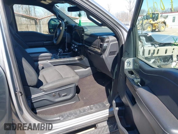 2021 Ford F-150 XL with VIN 1FTFW1E87MFA22562, listed as a IAAI auction lot 41686127 with 43,726 mi miles. Bid and sale history available at carsss.com. Image 5.
