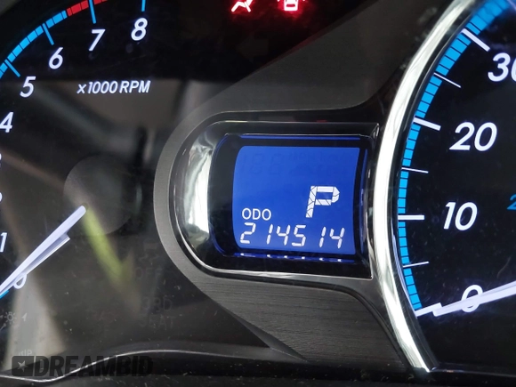 2011 Toyota Sienna XLE AAS with VIN 5TDYK3DC8BS003313, listed as a IAAI auction lot 41830631 with 214,514 mi miles and . Bid and sale history available at DreamBid. Image 15.