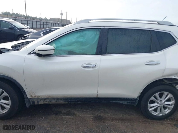 2016 Nissan Rogue SL with VIN 5N1AT2MT2GC916467, listed as a IAAI auction lot 41466717 with 70,581 mi miles. Bid and sale history available at carsss.com. Image 14.