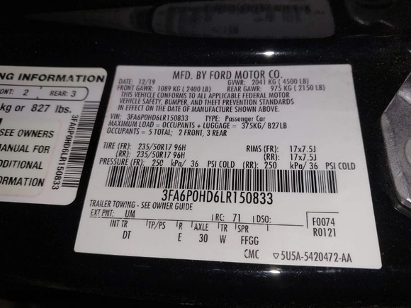 2020 Ford Fusion SE with VIN 3FA6P0HD6LR150833, listed as a IAAI auction lot 41724416 with 113,061 mi miles. Bid and sale history available at carsss.com. Image 9.