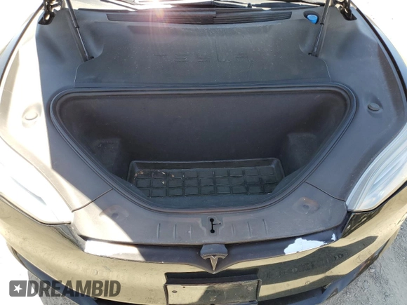 2017 Tesla Model S 60 с VIN 5YJSA1E15HF219286, выставлен на аукционе Copart как лот 66682705 с пробегом 44 923 миль миль и Списание • Salvage title. История ставок и продаж доступна на DreamBid. Изображение 11.