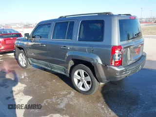 2011 Jeep Patriot Sport with VIN 1J4NT1GA1BD220156, listed as a IAAI auction lot 41760424 with 100,336 mi miles and . Bid and sale history available at carsss.com. Image 3.