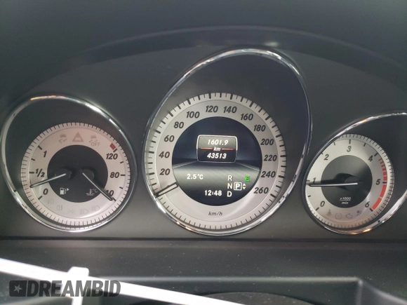 2015 Mercedes-Benz GLK 250 with VIN WDCGG0EBXFG347544, listed as a Copart auction lot 86331534 with 43,513 mi miles and Salvage Title. Bid and sale history available at DreamBid. Image 9.