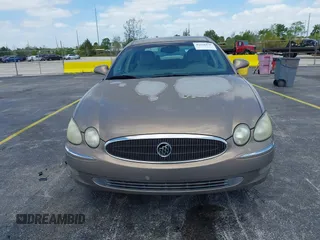 2007 Buick LaCrosse CXL with VIN 2G4WD582371198097, listed as a IAAI auction lot 42168438 with Not Provided miles. Bid and sale history available at carsss.com. Image 6.