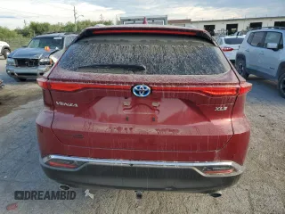 2024 Toyota Venza LE with VIN JTEAAAAH2RJ167572, listed as a Copart auction lot 68595804 with 12,195 mi miles and Salvage Title. Bid and sale history available at carsss.com. Image 6.