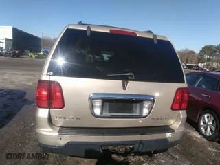 2005 Lincoln Navigator Luxury with VIN 5LMFU27505LJ13912, listed as a IAAI auction lot 41539095 with 1 mi miles. Bid and sale history available at carsss.com. Image 15.