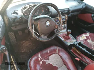 2000 BMW Z3 2.5 z VIN 4USCH9342YLF84496, wystawiony jako Copart lot #50463415 z przebiegiem 275 713 mil mil oraz Szkoda całkowita • Salvage title. Historia ofert i sprzedaży dostępna na DreamBid. Obrazek 8.