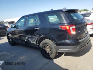 2018 Ford Police Interceptor Utility z VIN 1FM5K8AR0JGA20815, wystawiony jako Copart lot #58233165 z przebiegiem 109 064 mil mil oraz Tytuł czysty. Historia ofert i sprzedaży dostępna na DreamBid. Obrazek 2.
