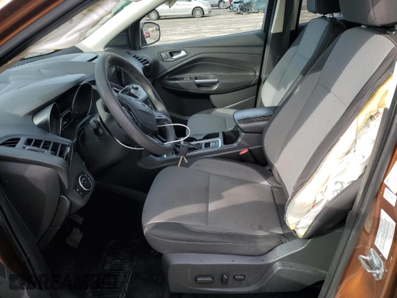 2017 Ford Escape SE with VIN 1FMCU0GD3HUC04513, listed as a Copart auction lot 47295575 with 147,938 mi miles and Salvage Title. Bid and sale history available at DreamBid. Image 7.