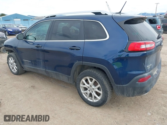 2018 Jeep Cherokee Latitude with VIN 1C4PJMCXXJD532507, listed as a IAAI auction lot 41895858 with 143,571 mi miles. Bid and sale history available at carsss.com. Image 3.