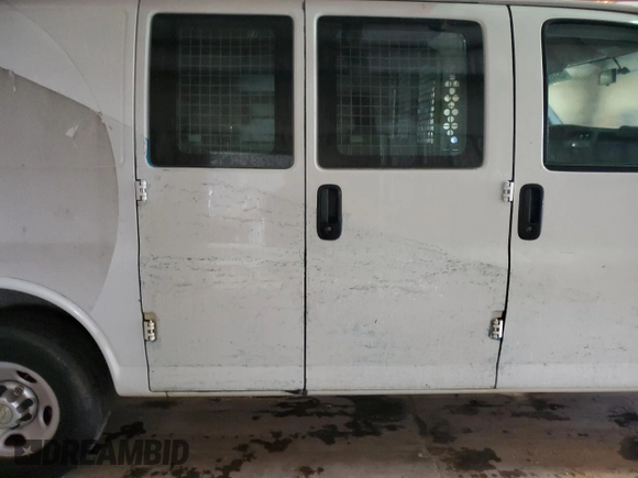 2014 Chevrolet Express Cargo Van with VIN 1GCWGFCB5E1130248, listed as a Copart auction lot 45773125 with 140,728 mi miles and Clean Title. Bid and sale history available at carsss.com. Image 10.