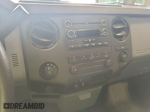 2013 Ford F-250 XL with VIN 1FT7W2B68DEA98990, listed as a IAAI auction lot 42641181 with 62,573 mi miles and . Bid and sale history available at DreamBid. Image 21.