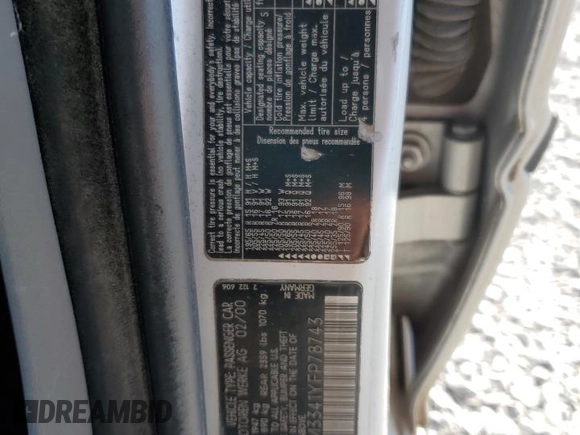 2000 BMW 3 Series 323i with VIN WBAAM3341YFP78743, listed as a Copart auction lot 48309845 with 233,717 mi miles and Salvage title. Bid and sale history available at DreamBid. Image 12.