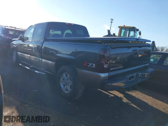 2003 Chevrolet Silverado 1500 with VIN 2GCEK19T231175216, listed as a IAAI auction lot 40819455 with 89,855 mi miles. Bid and sale history available at carsss.com. Image 3.