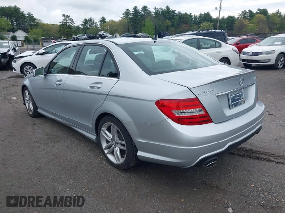 2013 Mercedes-Benz C 300 Sport with VIN WDDGF8AB0DR256335, listed as a IAAI auction lot 42216443 with 58,365 mi miles and . Bid and sale history available at carsss.com. Image 3.