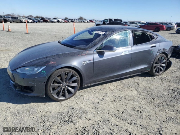2015 Tesla Model S 85D with VIN 5YJSA1S23FF096856, listed as a Copart auction lot 84482874 with 90,409 mi miles and Salvage Title. Bid and sale history available at carsss.com. Image 1.
