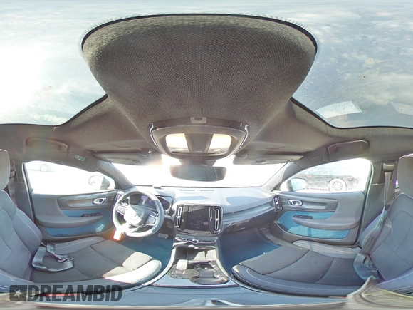 2022 Volvo C40 Ultimate с VIN YV4ED3GB9N2004012, выставлен на аукционе Copart как лот 74464444 с пробегом 3 953 миль миль и Списание • Salvage title. История ставок и продаж доступна на DreamBid. Изображение 16.