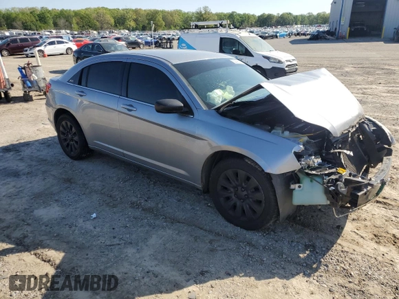 2014 Chrysler 200 LX with VIN 1C3CCBAB0EN124638, listed as a Copart auction lot 52095355 with 163,162 mi miles and Salvage Title. Bid and sale history available at carsss.com. Image 4.