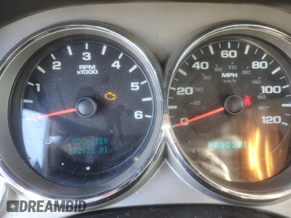 2008 Chevrolet Silverado 1500 1LT with VIN 2GCEC13J181245915, listed as a Copart auction lot 46946785 with 232,622 mi miles and Clean Title. Bid and sale history available at DreamBid. Image 9.