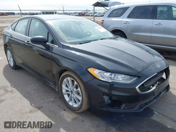 2019 Ford Fusion SE with VIN 3FA6P0H71KR255482, listed as a IAAI auction lot 41890864 with 125,077 mi miles. Bid and sale history available at carsss.com. Image 1.