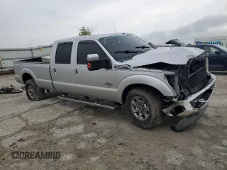 2014 Ford F-350 XLT with VIN 1FT8W3BTXEEA83246, listed as a Copart auction lot 56888075 with 188,928 mi miles and Salvage title. Bid and sale history available at DreamBid. Image 4.
