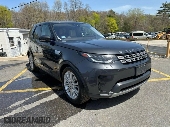2018 Land Rover Discovery HSE Luxury with VIN SALRT2RV8JA050660, listed as a Copart auction lot 55436665 with 161,648 mi miles and Clean Title. Bid and sale history available at carsss.com. Image 4.