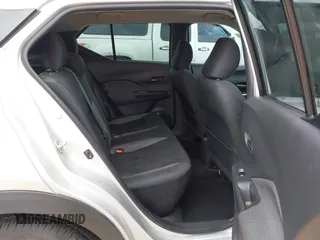 2019 Nissan Kicks S with VIN 3N1CP5CU9KL524812, listed as a IAAI auction lot 41910323 with 88,656 mi miles and . Bid and sale history available at carsss.com. Image 8.