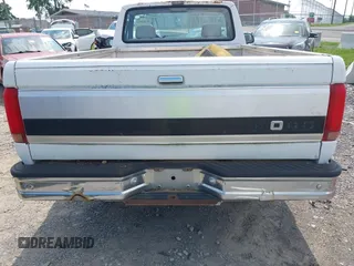 1992 Ford F-150 with VIN 2FTDF15N7NCA98373, listed as a IAAI auction lot 42365590 with Not provided miles and . Bid and sale history available at DreamBid. Image 14.