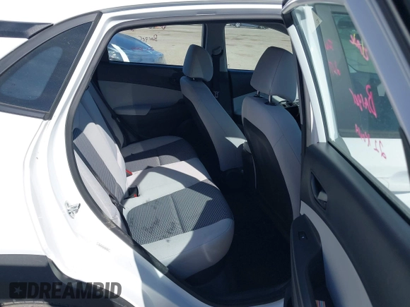 2022 Hyundai Kona SE with VIN KM8K2CAB7NU808474, listed as a IAAI auction lot 41628297 with 31,738 mi miles. Bid and sale history available at carsss.com. Image 8.
