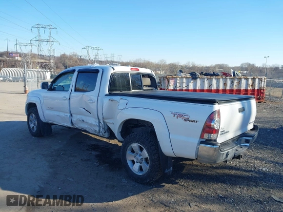 2009 Toyota Tacoma z VIN 5TEMU52N99Z621200, wystawiony jako IAAI lot #41318515 z przebiegiem 157 034 mil mil oraz . Historia ofert i sprzedaży dostępna na DreamBid. Obrazek 6.