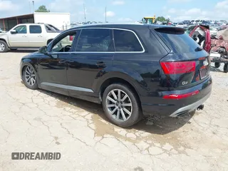 2017 Audi Q7 Premium Plus z VIN WA1LHAF7XHD040259, wystawiony jako IAAI lot #42286217 z przebiegiem 141 030 mil mil oraz . Historia ofert i sprzedaży dostępna na DreamBid. Obrazek 3.