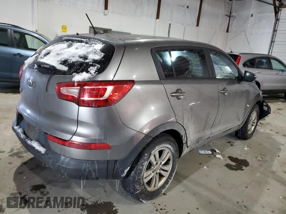 2011 Kia Sportage LX z VIN KNDPBCA28B7082337, wystawiony jako Copart lot #89346325 z przebiegiem 182 004 mil mil oraz Szkoda całkowita • Salvage title. Historia ofert i sprzedaży dostępna na DreamBid. Obrazek 3.