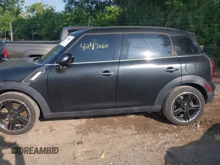 2014 MINI Countryman S с VIN WMWZC3C5XEWP27462, выставлен на аукционе IAAI как лот 42471068 с пробегом 113 198 миль миль и . История ставок и продаж доступна на DreamBid. Изображение 14.