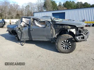 2020 Ford F-150 Raptor with VIN 1FTFW1RG5LFA08708, listed as a Copart auction lot 47223985 with 107,683 mi miles and Salvage Title. Bid and sale history available at carsss.com. Image 4.