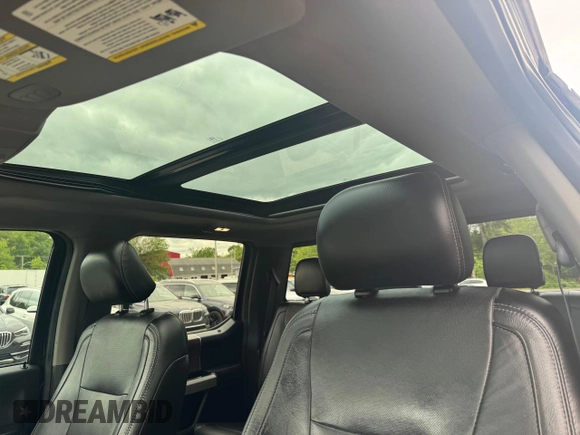 2015 Ford F-150 XLT z VIN 1FTEW1EF4FFC63993, wystawiony jako Copart lot #59420825 z przebiegiem 247 093 mil mil oraz Czysty tytuł • Clean title. Historia ofert i sprzedaży dostępna na DreamBid. Obrazek 9.