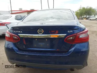 2018 Nissan Altima SV with VIN 1N4AL3AP0JC112456, listed as a IAAI auction lot 41871501 with 136,497 mi miles and . Bid and sale history available at carsss.com. Image 16.