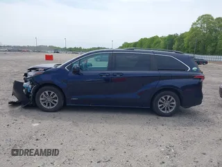2021 Toyota Sienna LE z VIN 5TDKRKEC4MS024401, wystawiony jako IAAI lot #42043932 z przebiegiem 37 417 mil mil oraz . Historia ofert i sprzedaży dostępna na DreamBid. Obrazek 14.