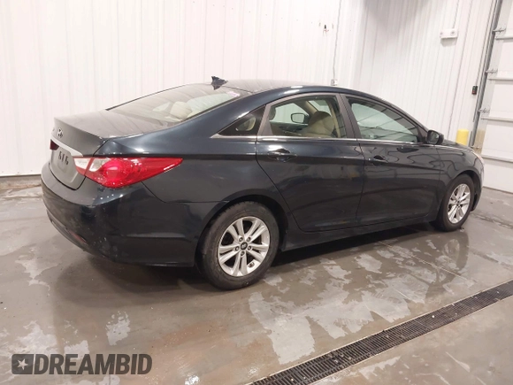 2013 Hyundai Sonata GLS with VIN 5NPEB4AC4DH538273, listed as a IAAI auction lot 41955556 with 111,015 mi miles and . Bid and sale history available at DreamBid. Image 4.
