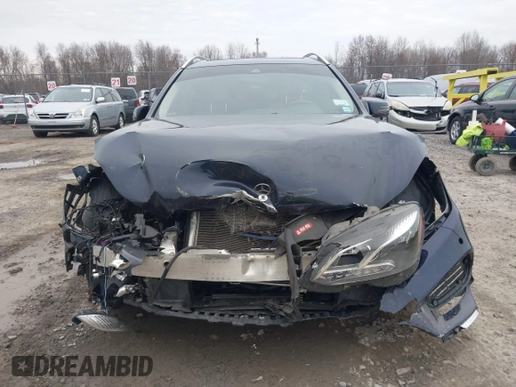 2014 Mercedes-Benz E 350 Luxury with VIN WDDHH8JB2EA886341, listed as a IAAI auction lot 42076525 with 208,933 mi miles and . Bid and sale history available at DreamBid. Image 6.