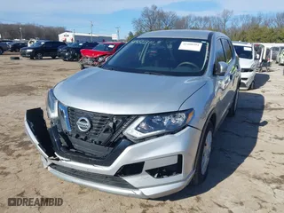 2017 Nissan Rogue SV with VIN JN8AT2MVXHW274963, listed as a IAAI auction lot 41480391 with 59,700 mi miles. Bid and sale history available at carsss.com. Image 17.