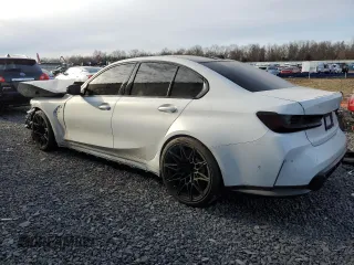 2024 BMW M3 Competition xDrive z VIN WBS43AY05RFT23854, wystawiony jako Copart lot #45918415 z przebiegiem Nie podano mil oraz Szkody całkowita. Historia ofert i sprzedaży dostępna na DreamBid. Obrazek 2.