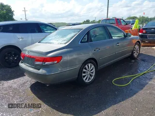 2006 Hyundai Azera SE with VIN KMHFC46F36A048952, listed as a IAAI auction lot 42522719 with 144,155 mi miles and . Bid and sale history available at DreamBid. Image 4.