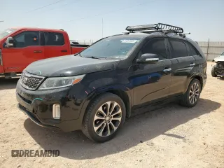 2015 Kia Sorento SX z VIN 5XYKW4A71FG649271, wystawiony jako Copart lot #54697825 z przebiegiem 148 886 mil mil oraz Szkoda całkowita • Salvage title. Historia ofert i sprzedaży dostępna na DreamBid. Obrazek 1.